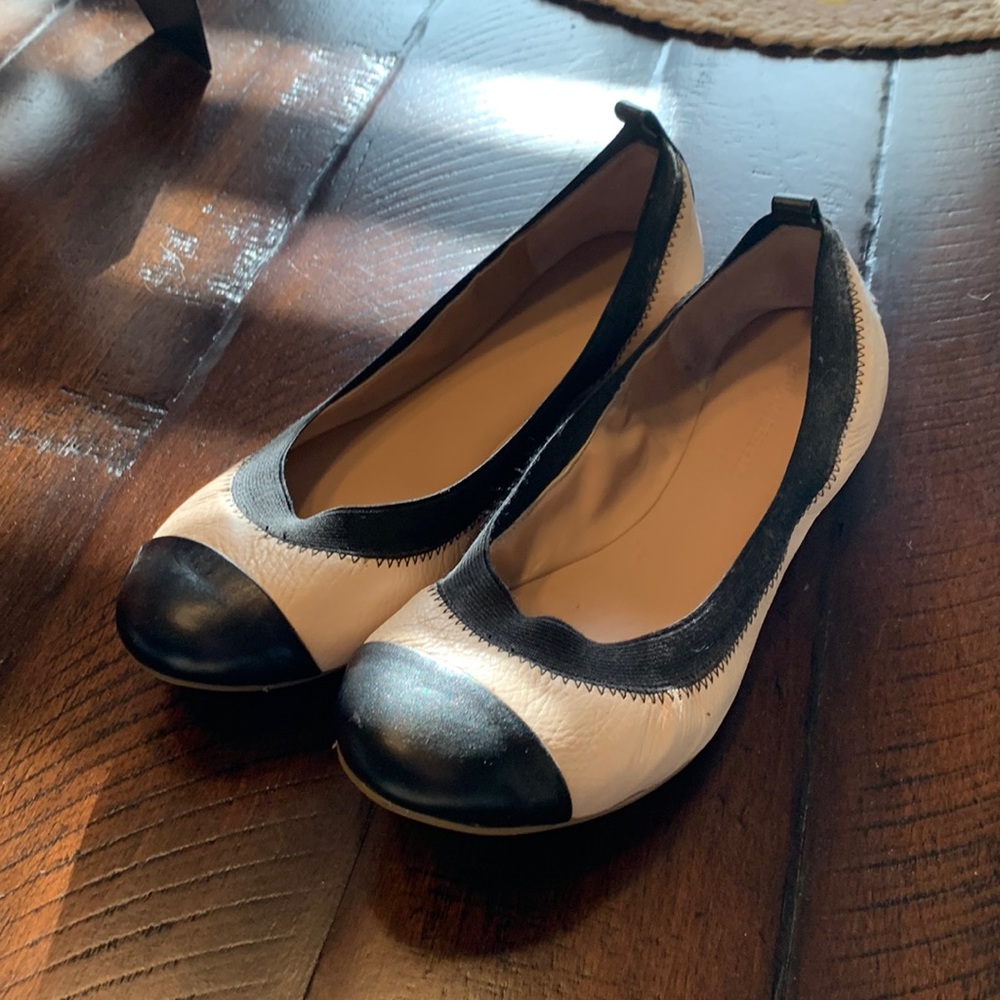 Banana Republic ballet flats